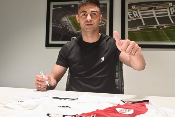 El Pity Martínez viajó a Barcelona tras firmar con River: el motivo