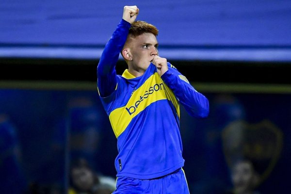 Boca quiere definir el futuro del Colo Barco tras el partido contra Racing