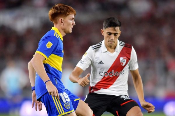 Boca vs. River: ¿avala el reglamento a Almirón para postergar el Superclásico?