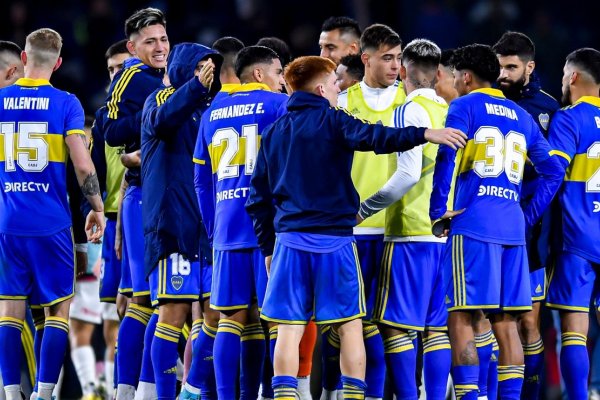 Advíncula, citado a su Selección: se pierde el partido de Copa Argentina