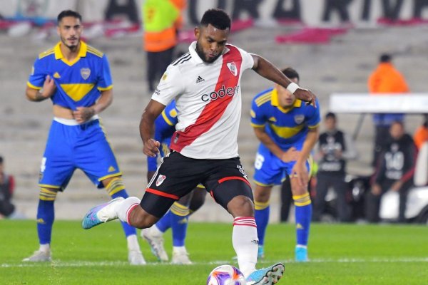 La increíble suma que pagó un fanático de River por la pelota del gol de Borja en el Superclásico