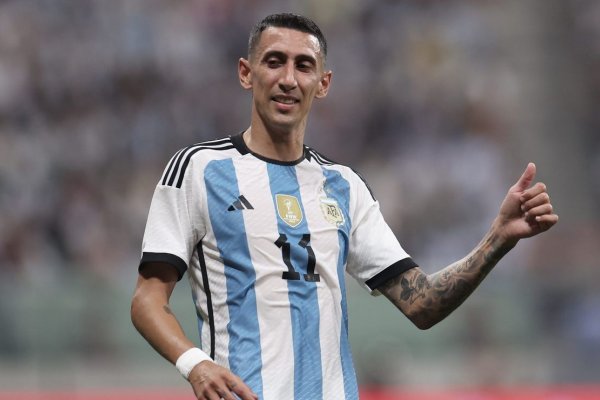 Sigue haciendo historia: el récord de Maradona que igualó Di María en la Selección