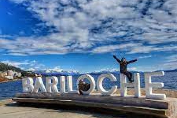 Aerolíneas Argentinas: muy buenos precios y cuotas para volar a Bariloche y Puerto Madryn