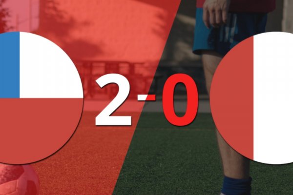 Perú cayó 2-0 en su visita a Chile