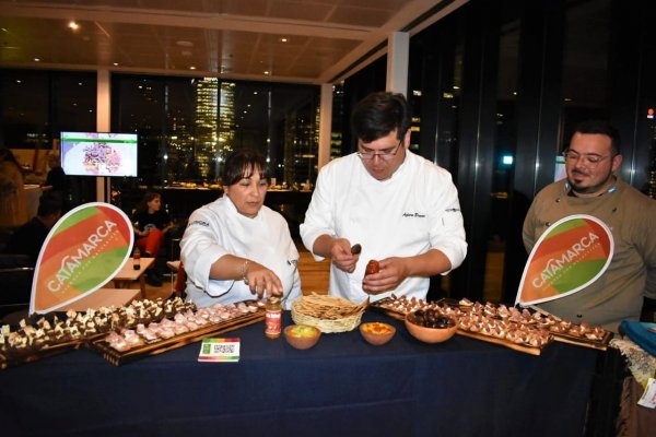 Show de gastronomía catamarqueña por el día de la cocina tradicional