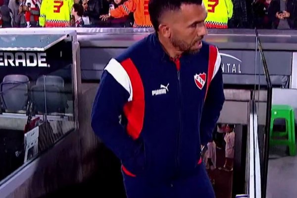 ¿Cómo lo recibieron? Tevez fue protagonista en la salida de Independiente vs River