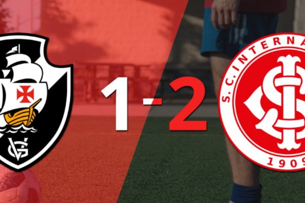 Internacional sacó el triunfo 2-1 en su visita a Vasco da Gama