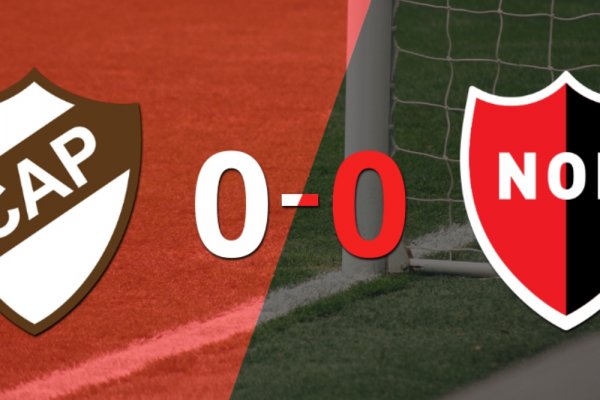 Sin muchas emociones, Platense y Newell`s empataron 0-0