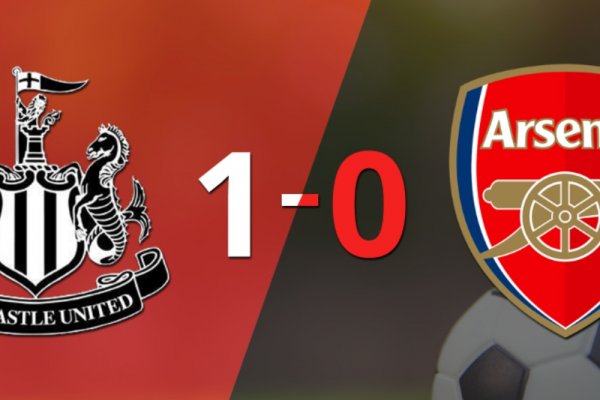 Con un solo tanto, Newcastle United derrotó a Arsenal en el estadio St. James Park