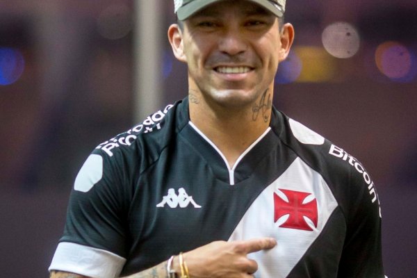 El curioso gesto de Gary Medel antes de la final entre Boca y Fluminense