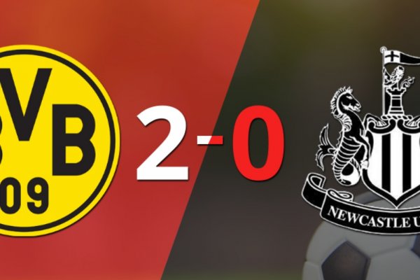 En su casa, Borussia Dortmund le ganó a Newcastle United por 2-0