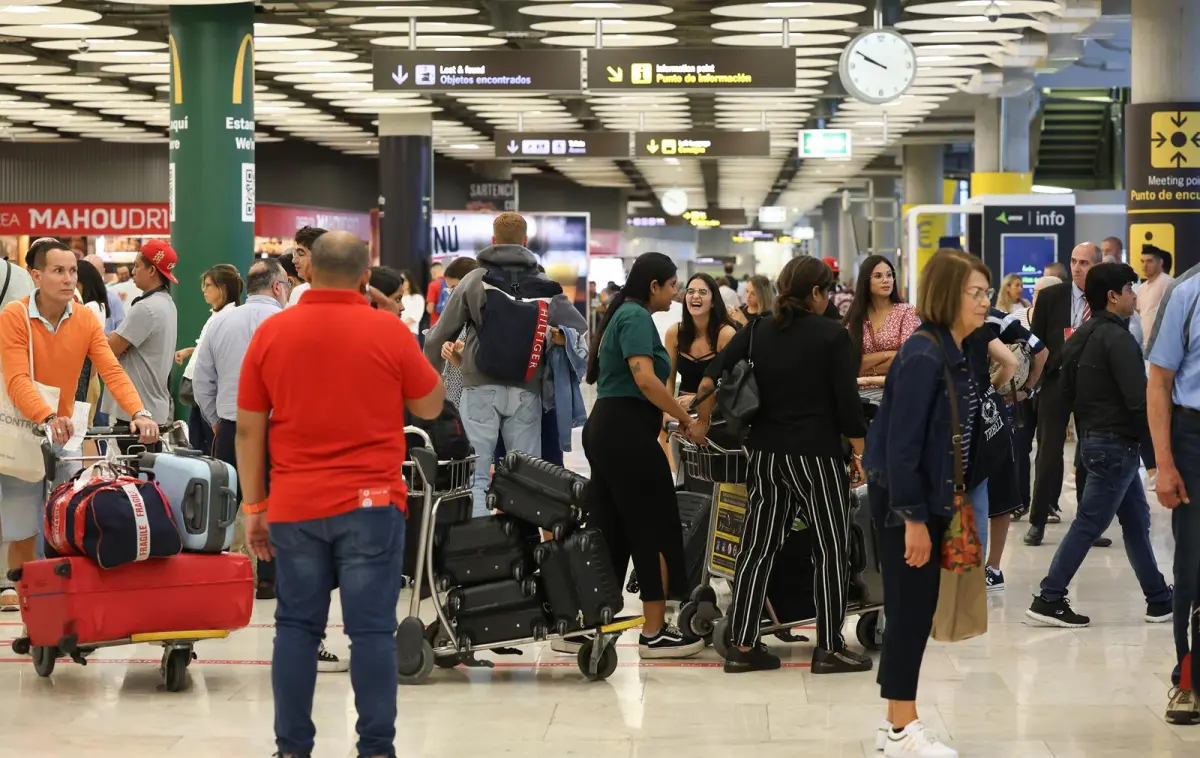 Las aerolíneas incrementan en un 15,8% su programación de vuelos internacionales hacia España para noviembre