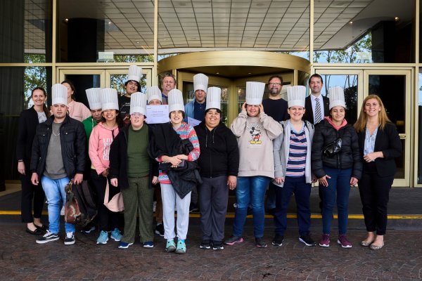 Alumnos del programa “Energía del Sabor” de Naturgy visitaron el Hotel Emperador