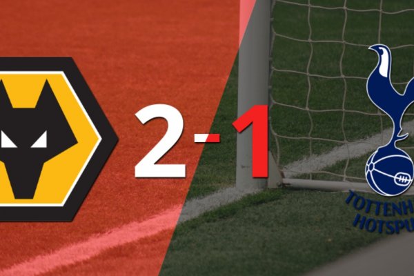 Wolverhampton sacó los 3 puntos en casa al vencer 2-1 a Tottenham