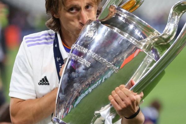 Bombazo: Luka Modric definió su futuro y sorprendió a todos