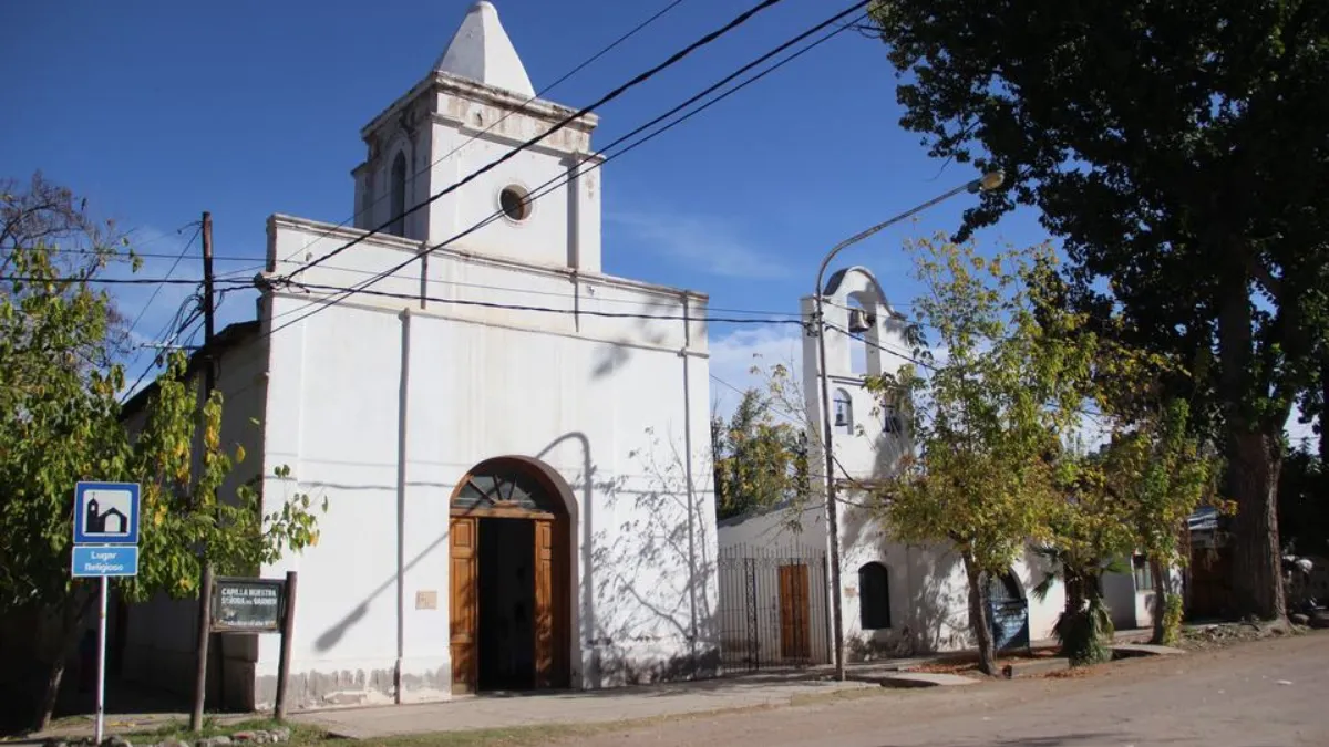 El pueblo escondido en Mendoza que se destaca por sus viñedos increíbles y su paisaje único