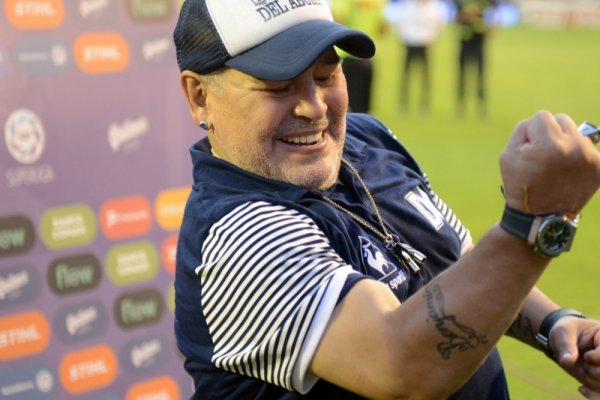 Un DT del fútbol argentino confesó su amor por Maradona: 