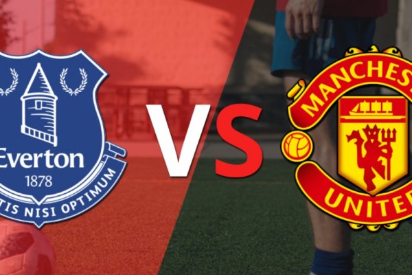 Final de la primera etapa en el estadio Goodison Park, con victoria de Manchester United por 1 a 0