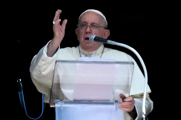 Los médicos le piden al papa Francisco que cancele su viaje a Dubai por motivos de salud