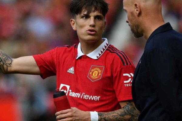 Se confirmó una noticia inesperada para Garnacho en Manchester United