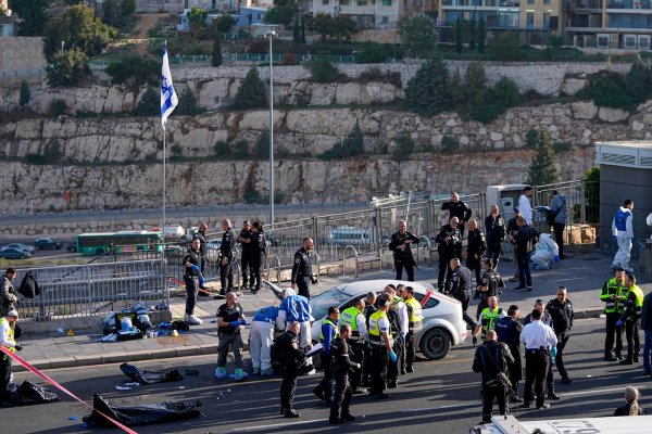 Tiroteo en parada de autobús en Jerusalén deja al menos 3 muertos y 7 heridos