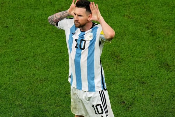 La increíble revelación de Messi sobre el topo gigio a Van Gaal en Qatar: 