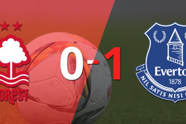 Nottingham Forest cayó en casa frente a Everton 1-0