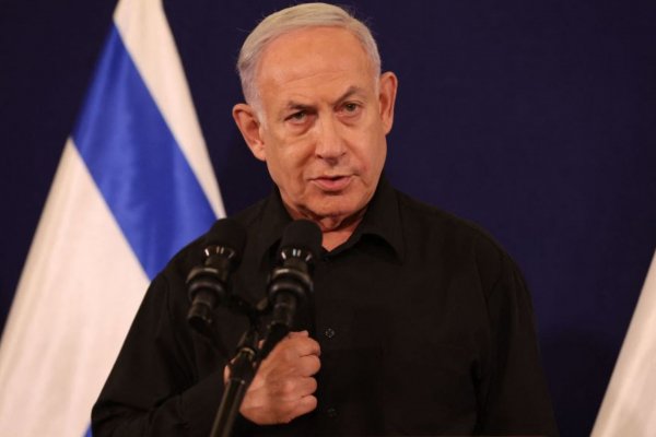 El juicio por corrupción contra Netanyahu se reanuda este lunes mientras continúa la guerra entre Israel y Hamas