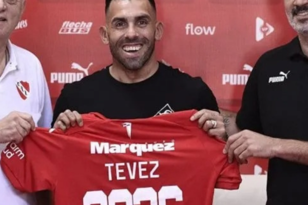 ¡Sonríe Independiente! Carlos Tévez renovó su contrato con el Rojo hasta 2026