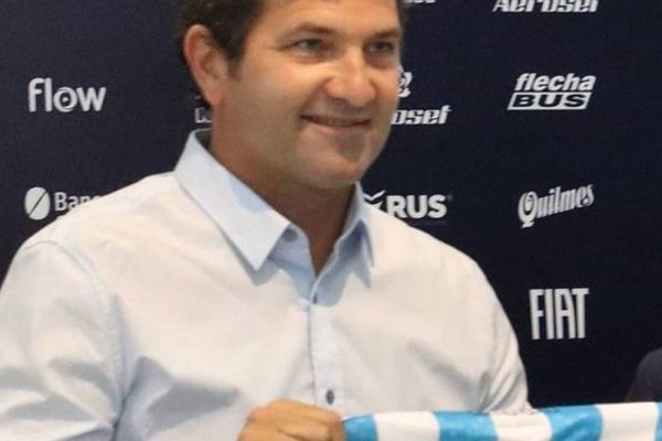 La extraña decisión del Mago Capria en Racing