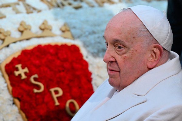 El papa Francisco habló en entrevista sobre Milei, la guerra en Ucrania y Gaza y reveló dónde le gustaría ser enterrado