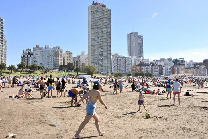 Verano 2024: Mar del Plata espera una 