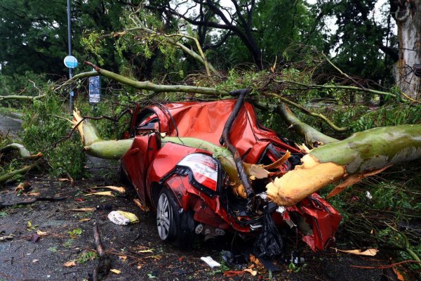 Así quedó Buenos Aires tras ser golpeada por fuertes ráfagas de viento