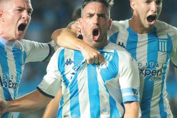 Bomba: Racing va con todo para contratar un delantero que juega en Brasil