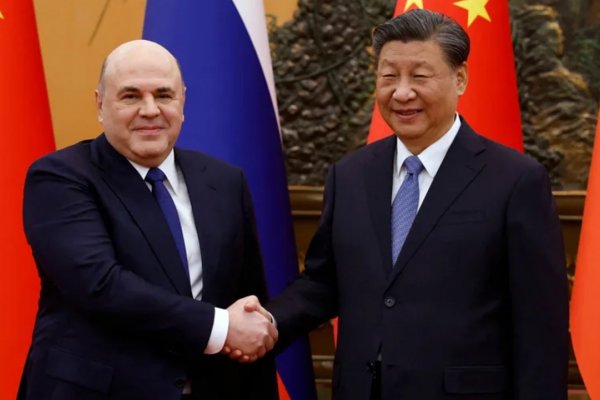 Xi Jinping elogia la cooperación con Rusia mientras el comercio supera el objetivo de 200 mil millones de dólares