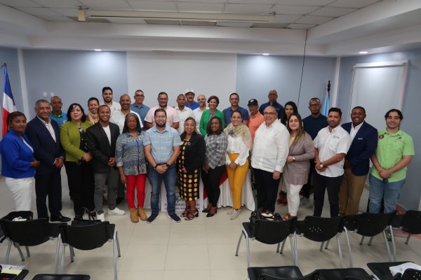 Segundo encuentro regional de Clústeres Turísticos del Cibao reafirma compromiso hacia un turismo sostenible