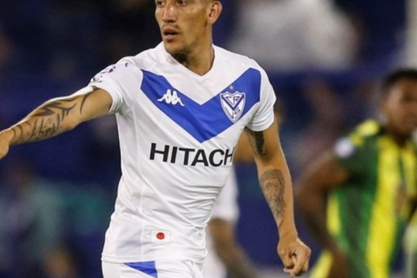 Ricardo Centurión recibió una importante noticia en su regreso a Vélez