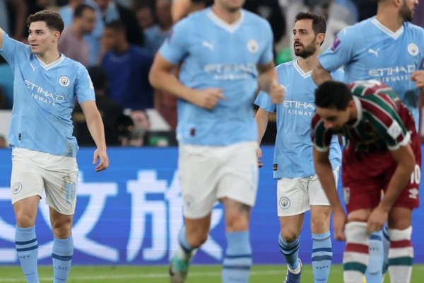 Julián Álvarez anotó un gol en el triunfo 2-0 del Manchester City ante el Sheffield