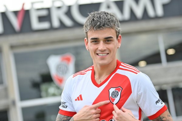 Nicolás Fonseca le habló a los hinchas de River tras su llegada