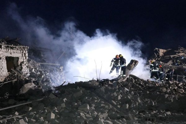 Once muertos, entre ellos cinco niños, en ataques rusos en una ciudad del este de Ucrania