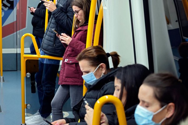 Debate en España: ¿es necesario recuperar las mascarillas?