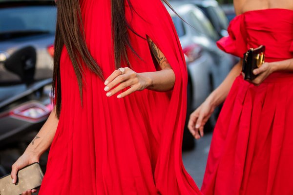 Todos los vestidos de invitada para triunfar en las bodas del 2024 en un manual de estilo y tendencias