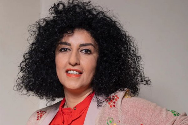 Irán Extiende La Pena De Prisión A Narges Mohammadi, Ganadora Del ...