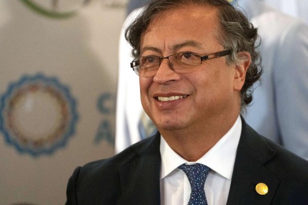 El presidente de Colombia, Gustavo Petro, anuncia que viajará al Vaticano para reunirse con el papa Francisco