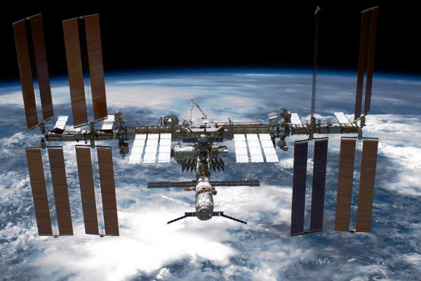 Suspenden lanzamiento de misión privada a la Estación Espacial Internacional