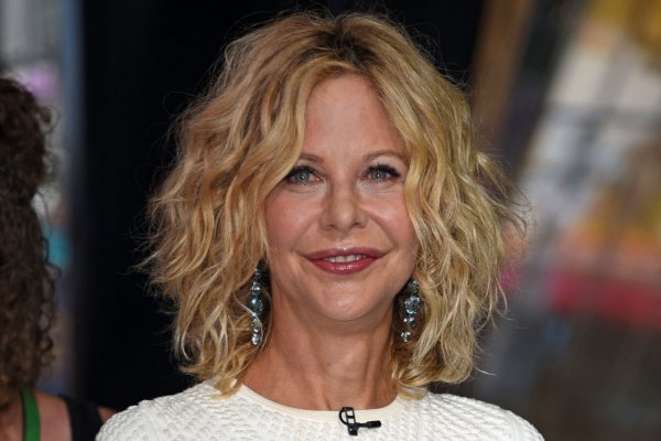 El corte de pelo de Meg Ryan vuelve a ser el más copiado de las de 50 y 60 que ya la copiaron a los 30