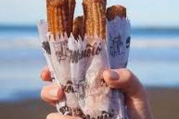 Playa y churros para algunos una buena combinación