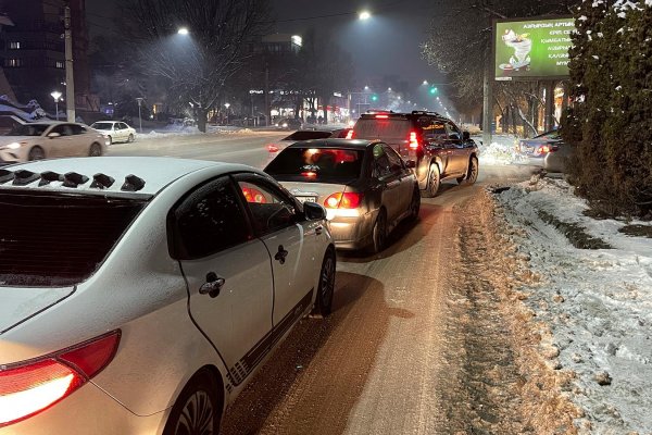 Imágenes del sismo que sacudió el noroeste de China esta madrugada