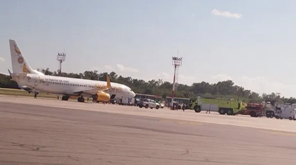 Un avión de Flybondi debió aterrizar de emergencia en Ezeiza