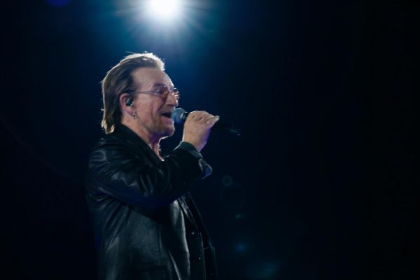 Bono homenajeó a Alexey Navalny durante un concierto en Las Vegas